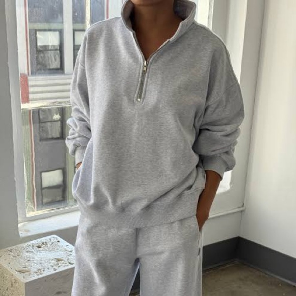 Le Bon Shoppe Noah Gray Quarter-Zip Sweatshirt